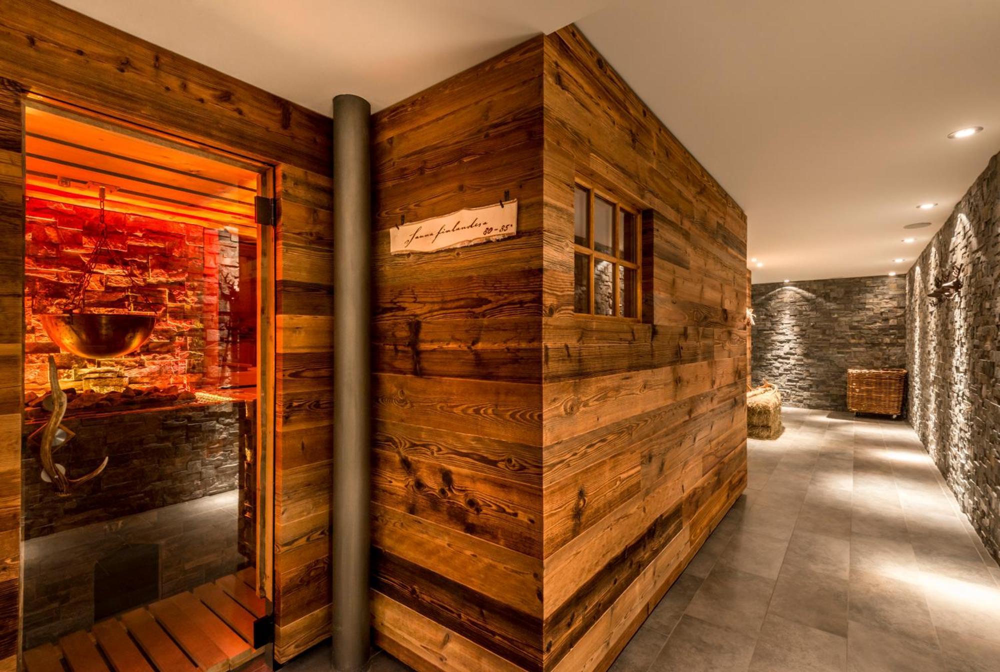 La Val Hotel & Spa Брайль-Бригельс Экстерьер фото
